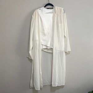 Elegant White Sheer Women's Robe
